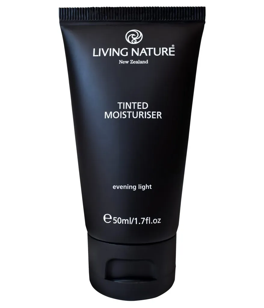 Living Nature Evening light tinted moisturiser (50 ml)